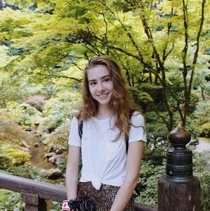 Meet your Posher, Christina